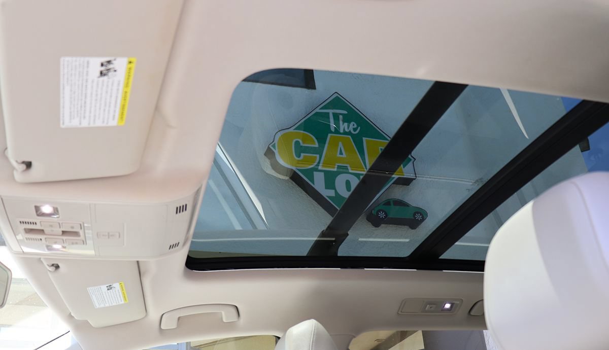 Used 2019 Volkswagen Tiguan SE w/ Panoramic Sunroof Package AWD/4WD image 56