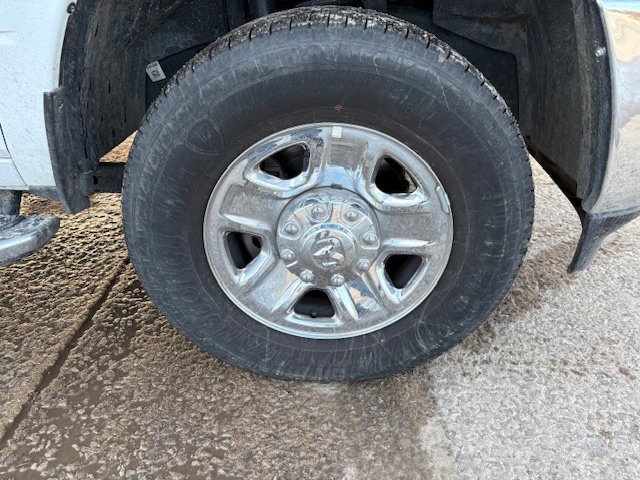 Used 2024 RAM 2500 Big Horn w/ Bed Utility Group image 7