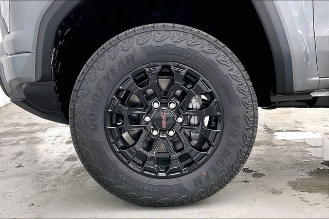 New 2026 GMC Canyon Elevation w/ Convenience Package RWD image 15