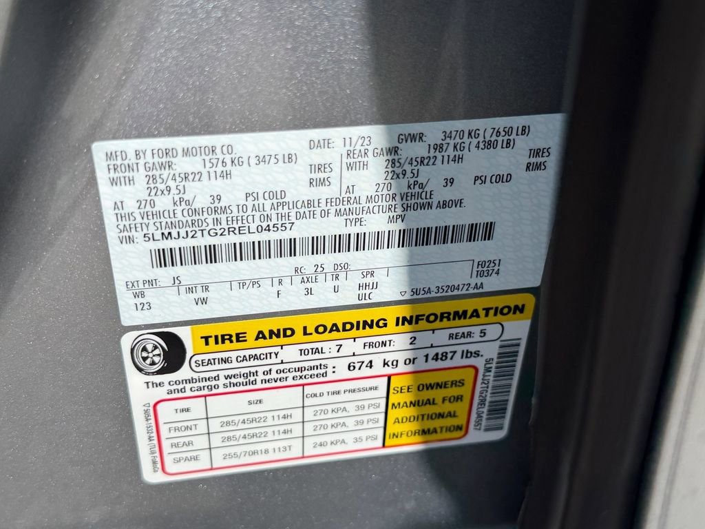 Certified 2024 Lincoln Navigator Black Label AWD/4WD image 19