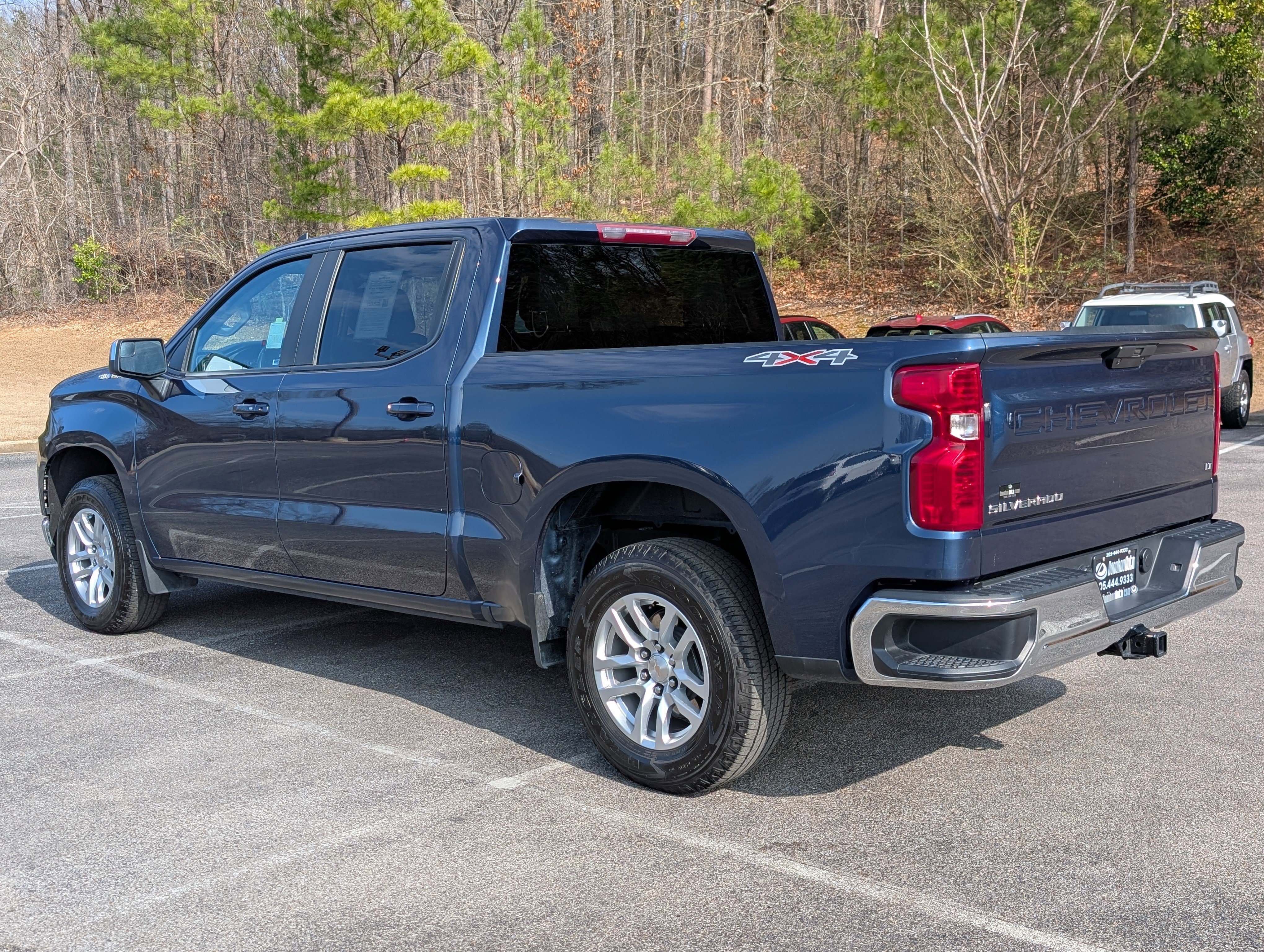 Used 2021 Chevrolet Silverado 1500 LT AWD/4WD image 7