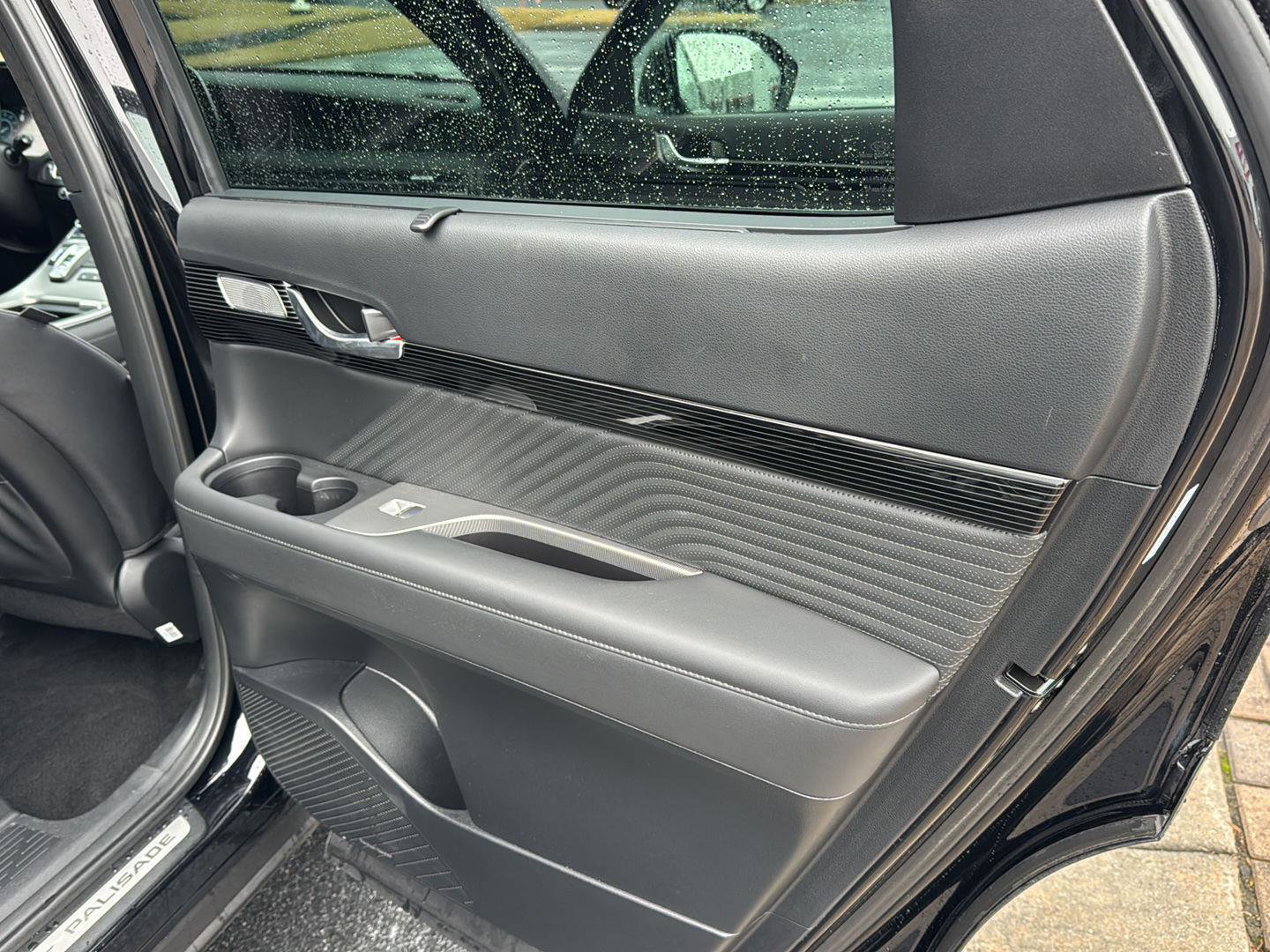 Used 2024 Hyundai Palisade Calligraphy image 13