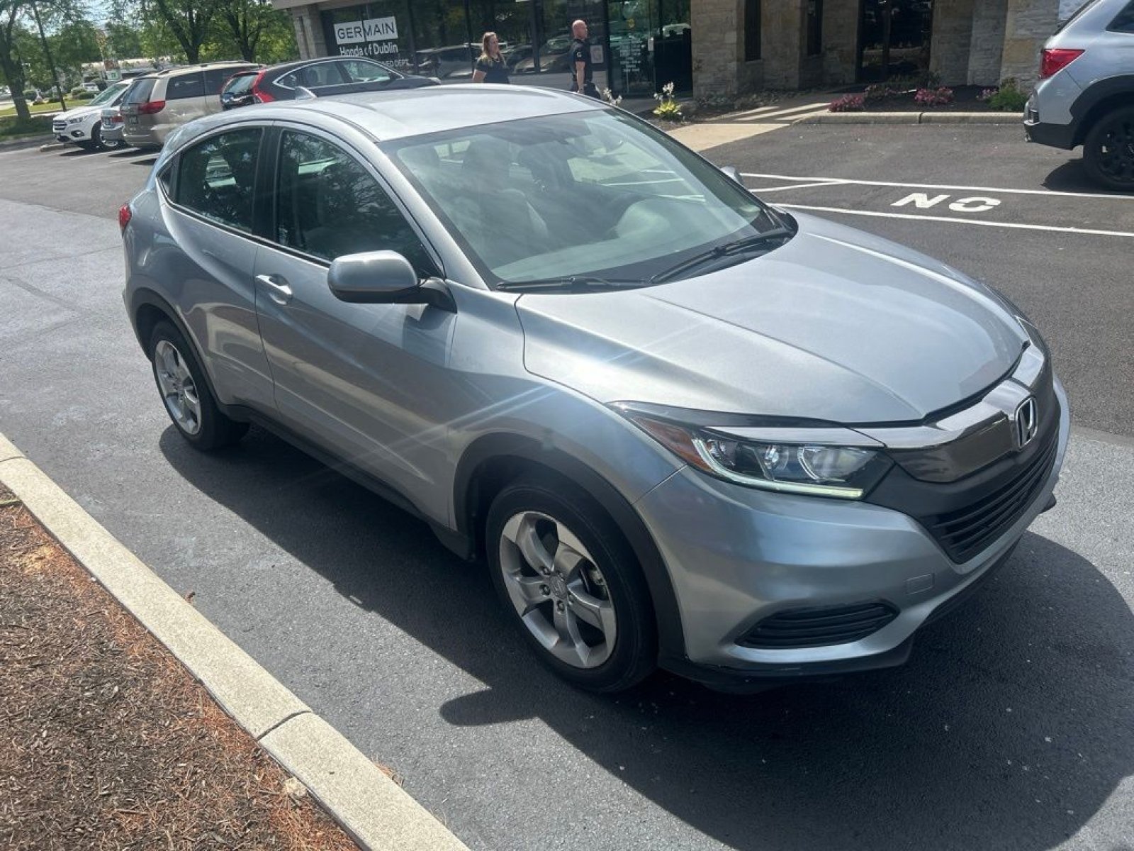 Used 2022 Honda HR-V LX image 6