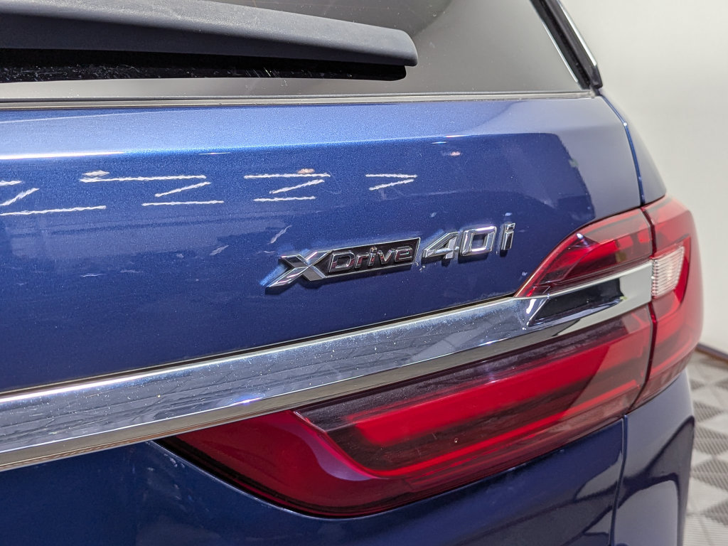 Used 2021 BMW X7 xDrive40i w/ Premium Package AWD/4WD image 11