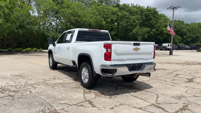 Used 2022 Chevrolet Silverado 2500 LT w/ Convenience Package AWD/4WD image 7