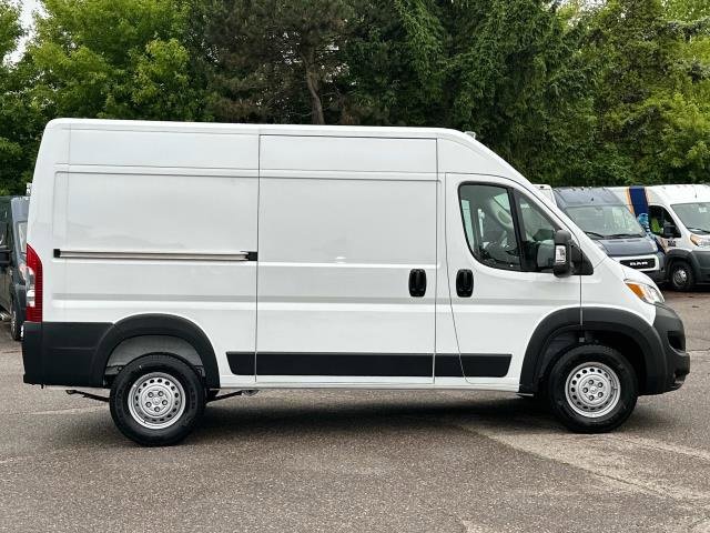 New 2025 RAM ProMaster 1500 w/ Convenience Group image 2