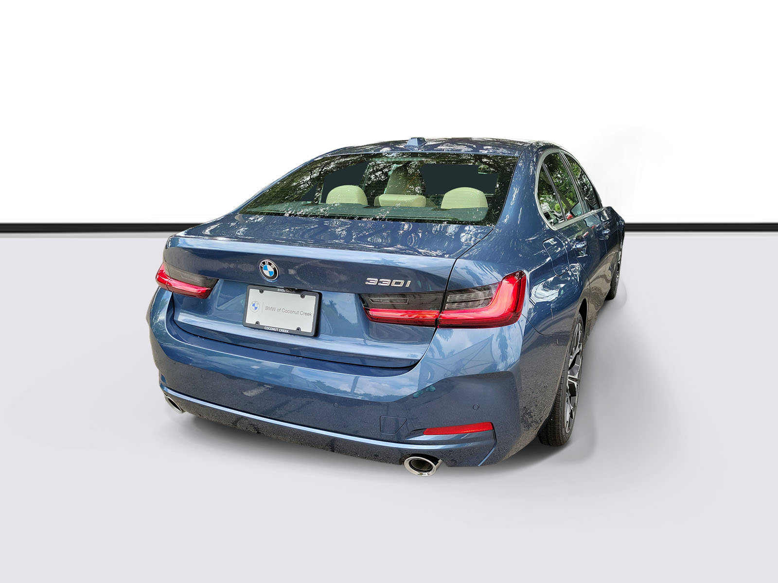 New 2026 BMW 330i Sedan w/ Convenience Package RWD image 4