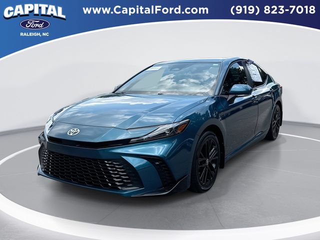 Used 2025 Toyota Camry SE