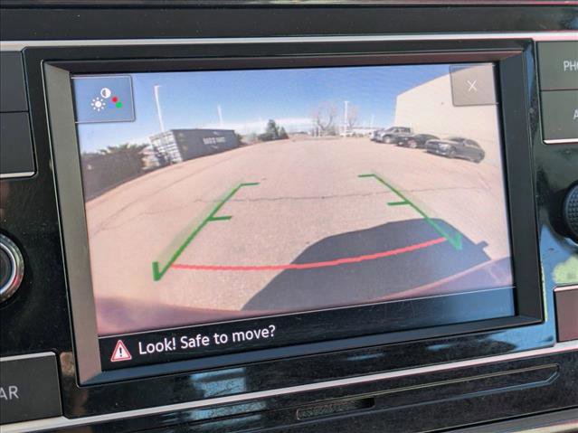 Used 2019 Volkswagen Golf Alltrack S image 13