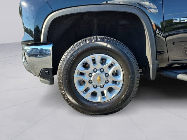 Certified 2025 Chevrolet Silverado 3500 LT w/ All Star Edition AWD/4WD image 9