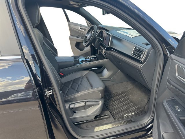 New 2026 Volkswagen Atlas Cross Sport SE FWD image 14