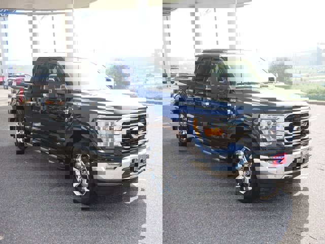 Certified 2023 Ford F150 XLT w/ Equipment Group 302A High image 3