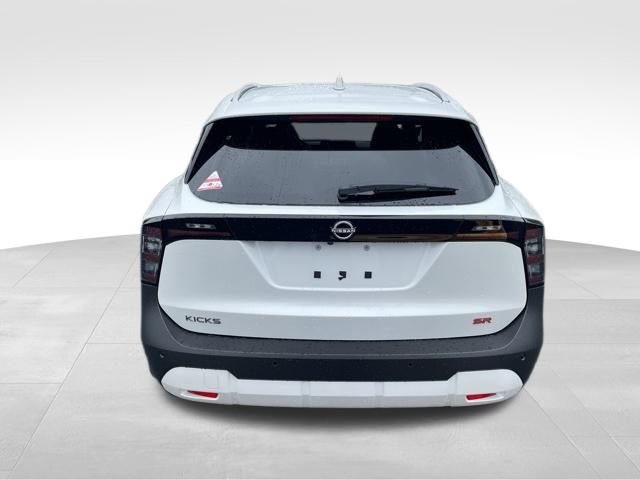 New 2025 Nissan Kicks SR image 8