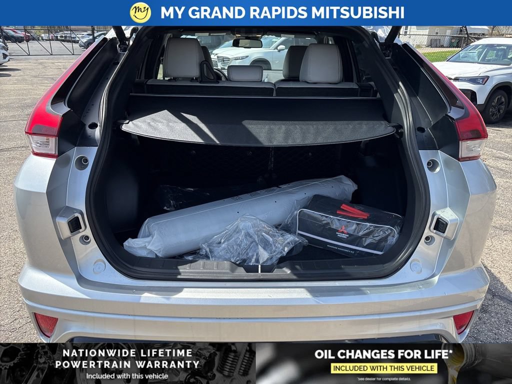 New 2026 Mitsubishi Eclipse Cross SEL AWD/4WD image 17