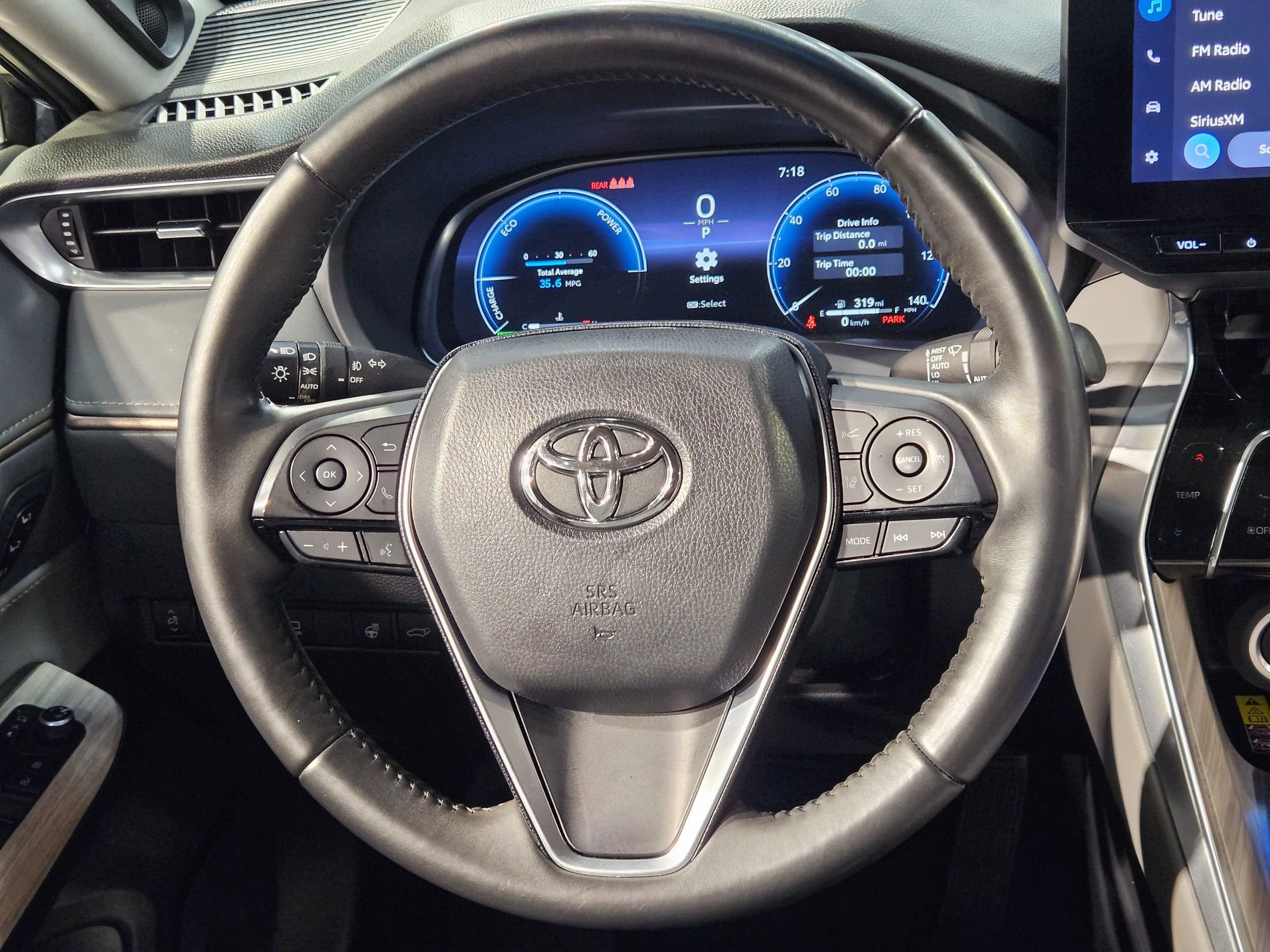 Used 2023 Toyota Venza Limited image 26