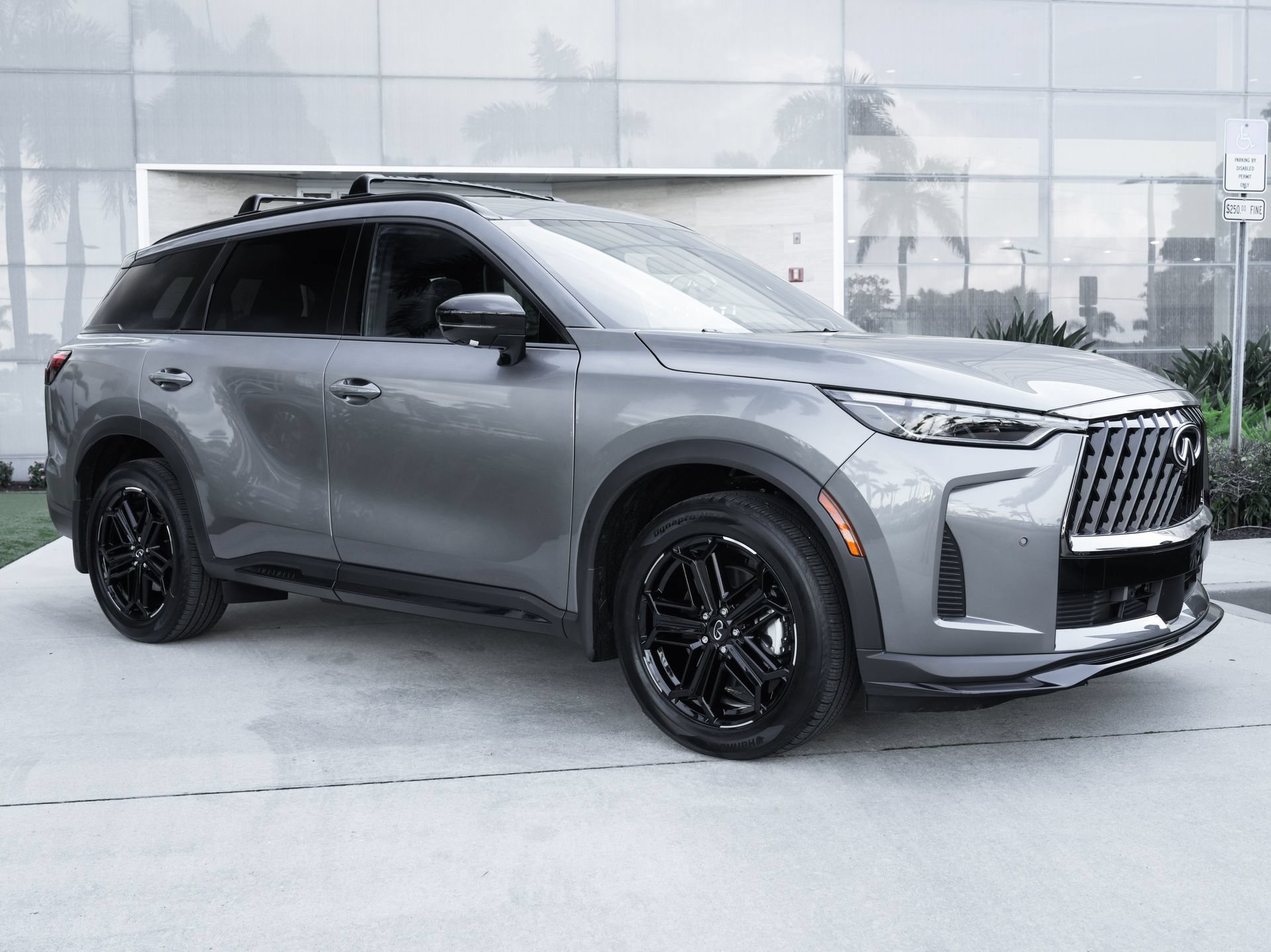 Certified 2026 INFINITI QX60 Sport w/ Dark Cargo Package AWD/4WD image 2