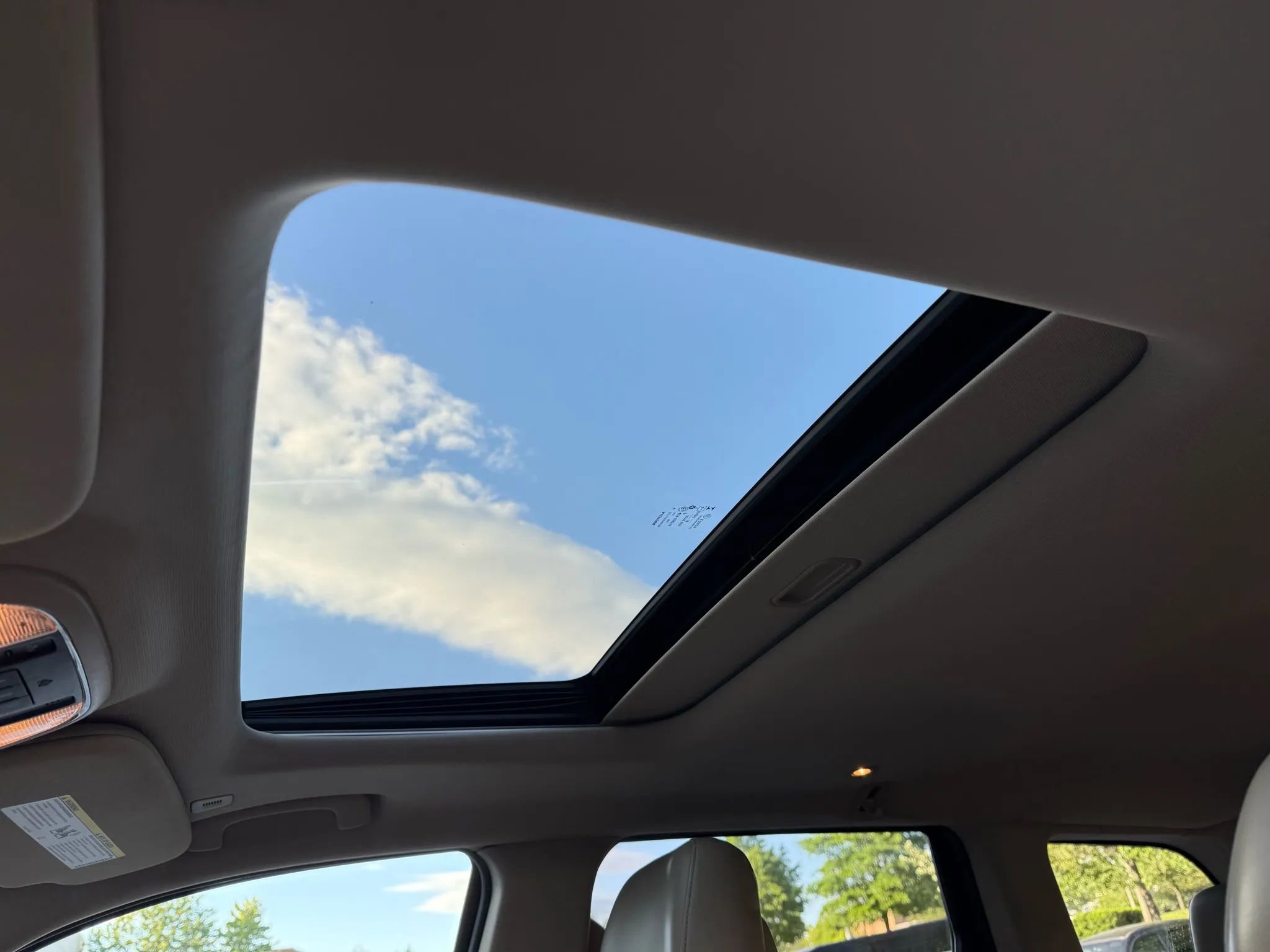 Used 2018 Jeep Grand Cherokee Limited image 27