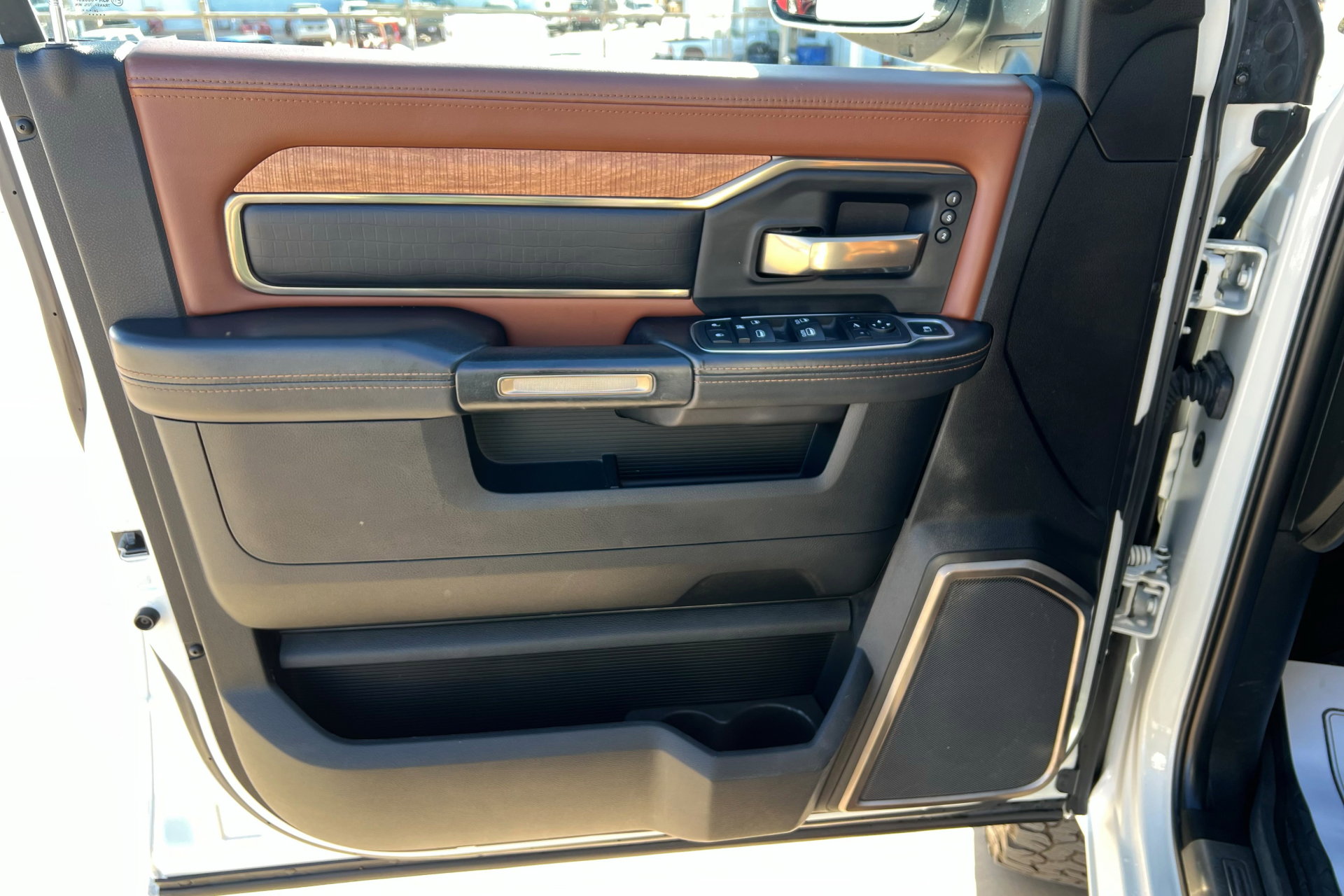 Certified 2022 RAM 2500 Limited image 14