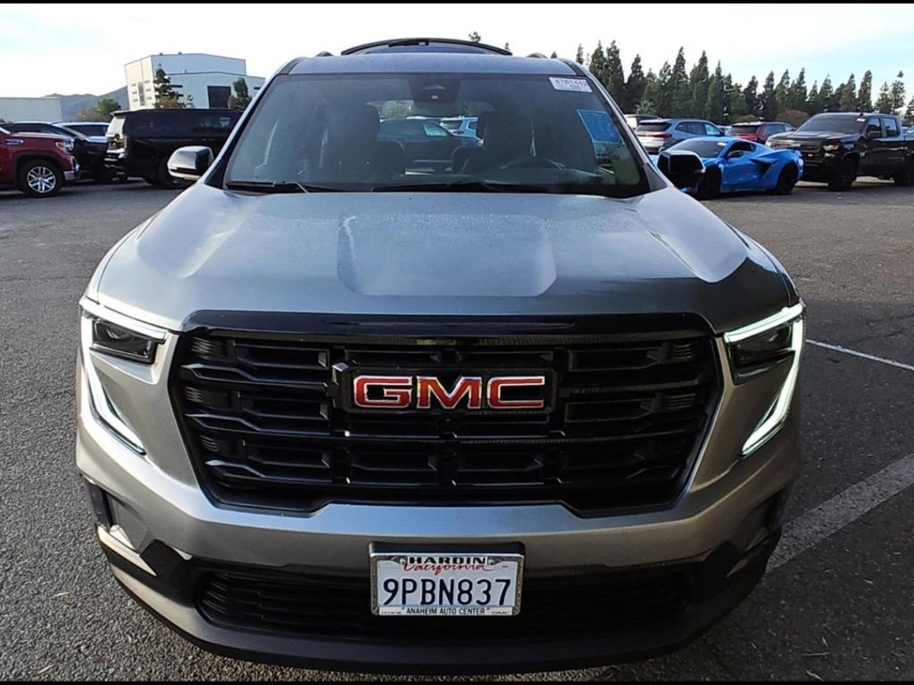 Used 2024 GMC Acadia Elevation w/ Black Edition FWD image 3