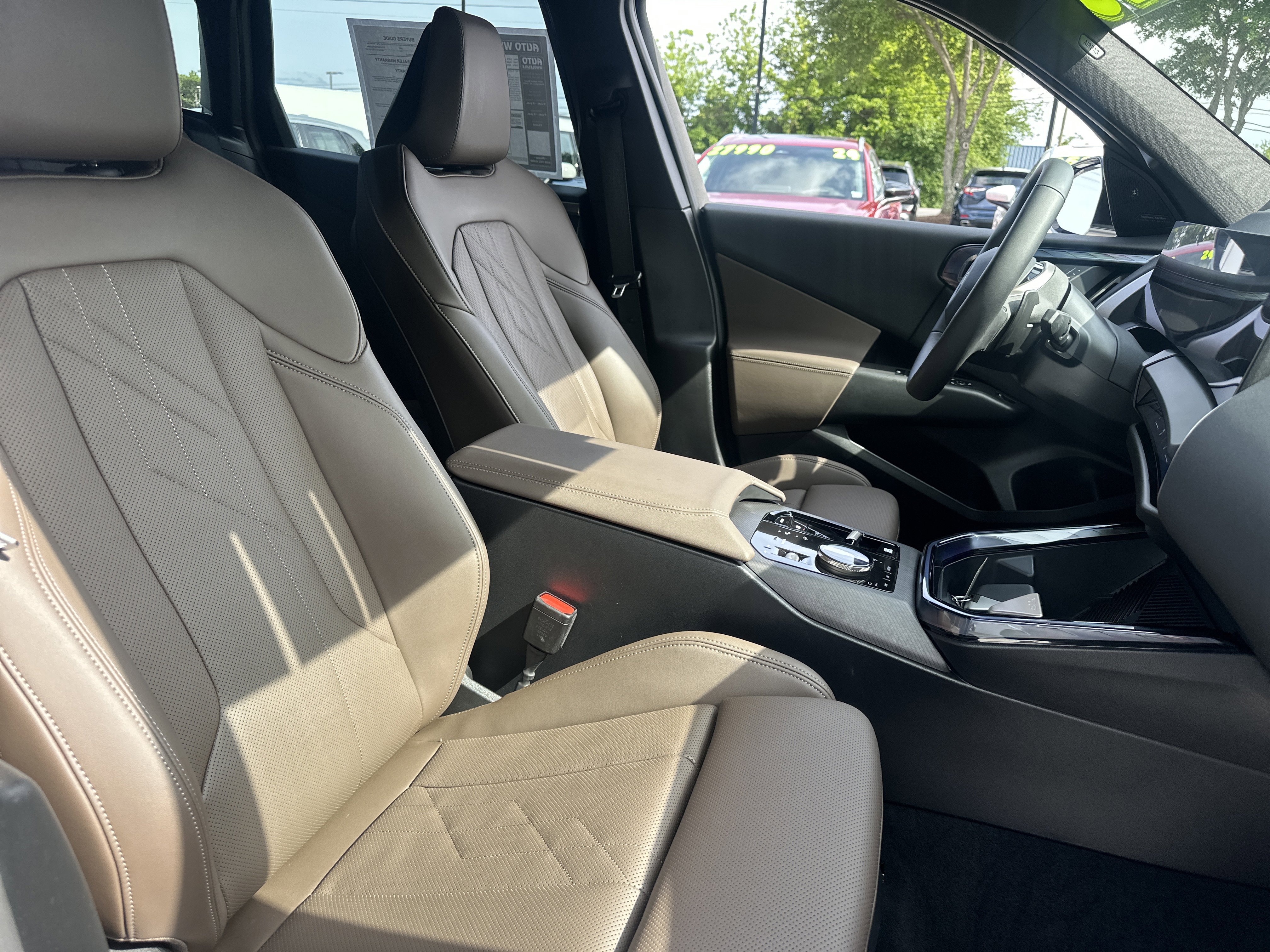Used 2025 BMW X3 xDrive30i w/ Premium Package AWD/4WD image 13