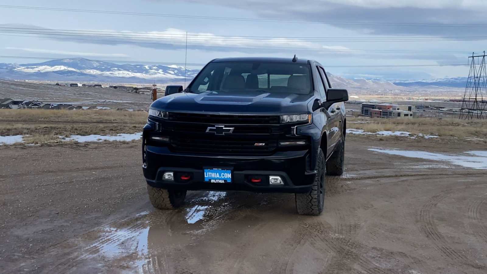 Used 2021 Chevrolet Silverado 1500 LT Trail Boss w/ Convenience Package II AWD/4WD image 3