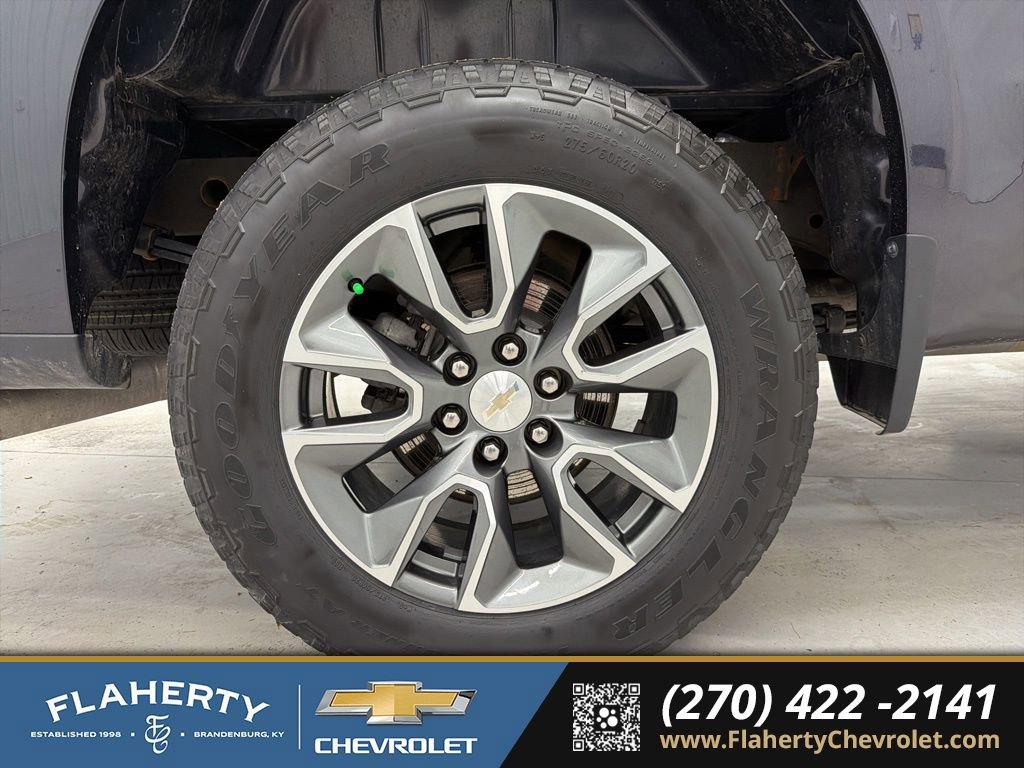 Used 2024 Chevrolet Silverado 1500 LT image 16