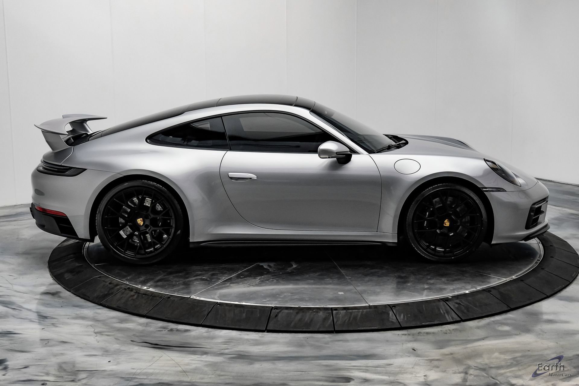Used 2024 Porsche 911 Carrera GTS RWD image 21