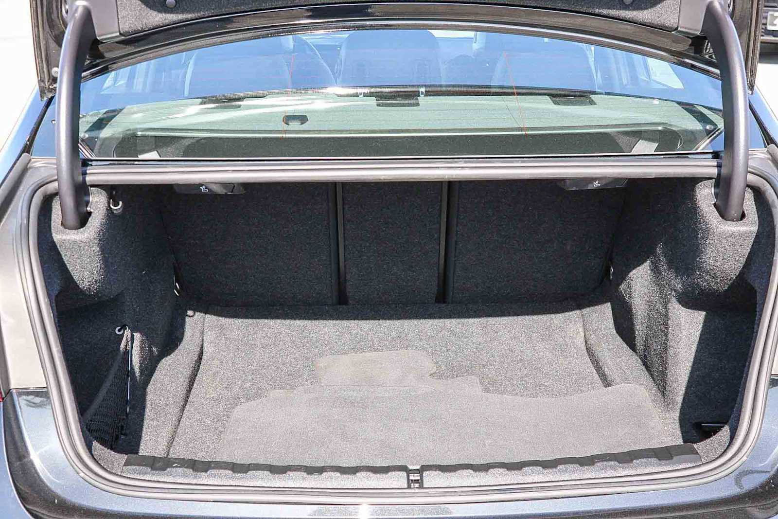 Used 2024 BMW 330i Sedan image 22