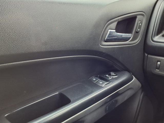 Used 2022 Chevrolet Colorado LT w/ Fleet Safety Package image 16