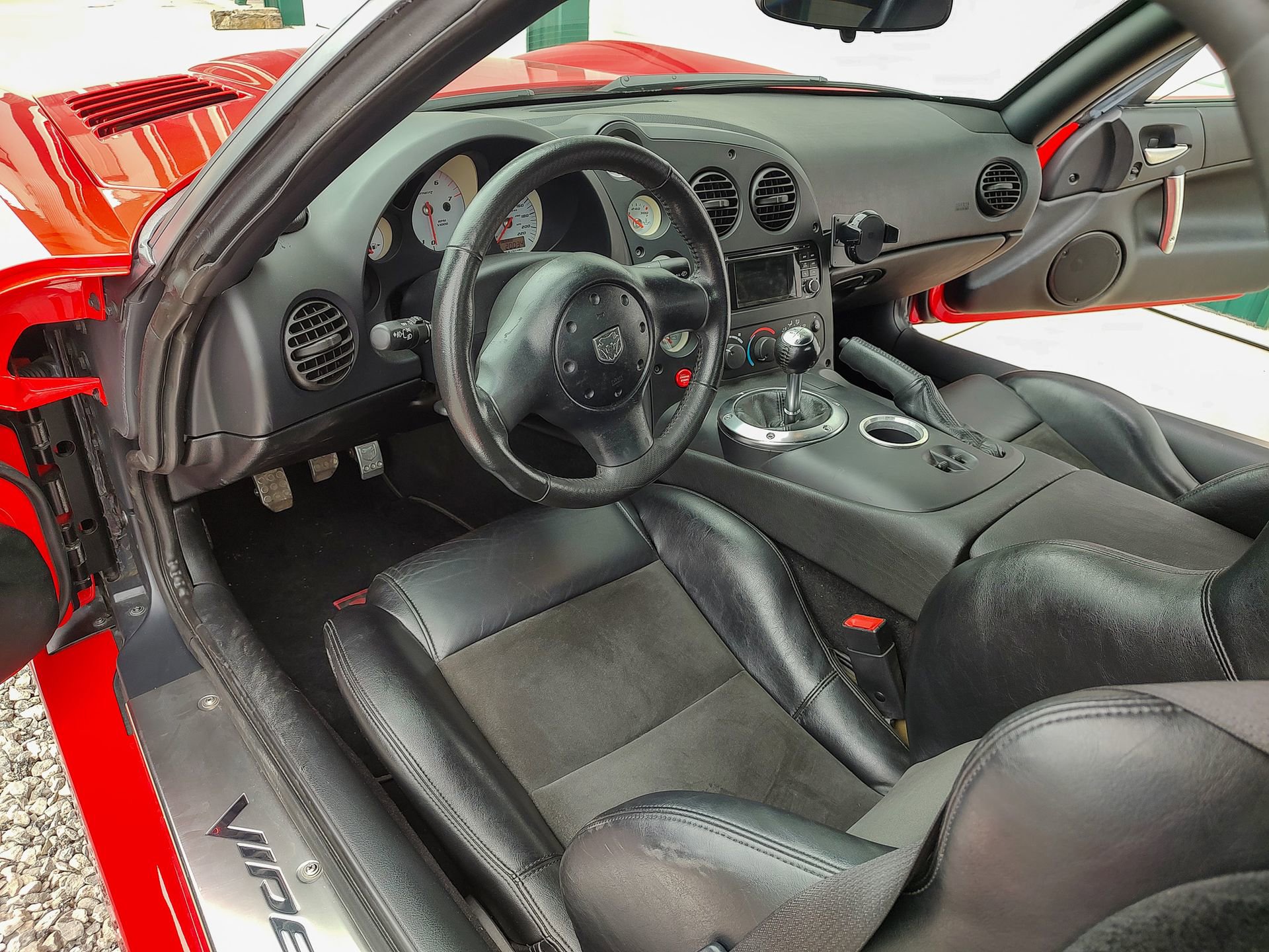 Used 2003 Dodge Viper SRT-10 image 33