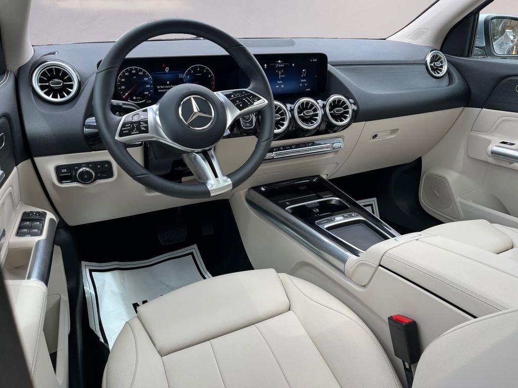 Certified 2026 Mercedes-Benz GLA 250 4MATIC image 10