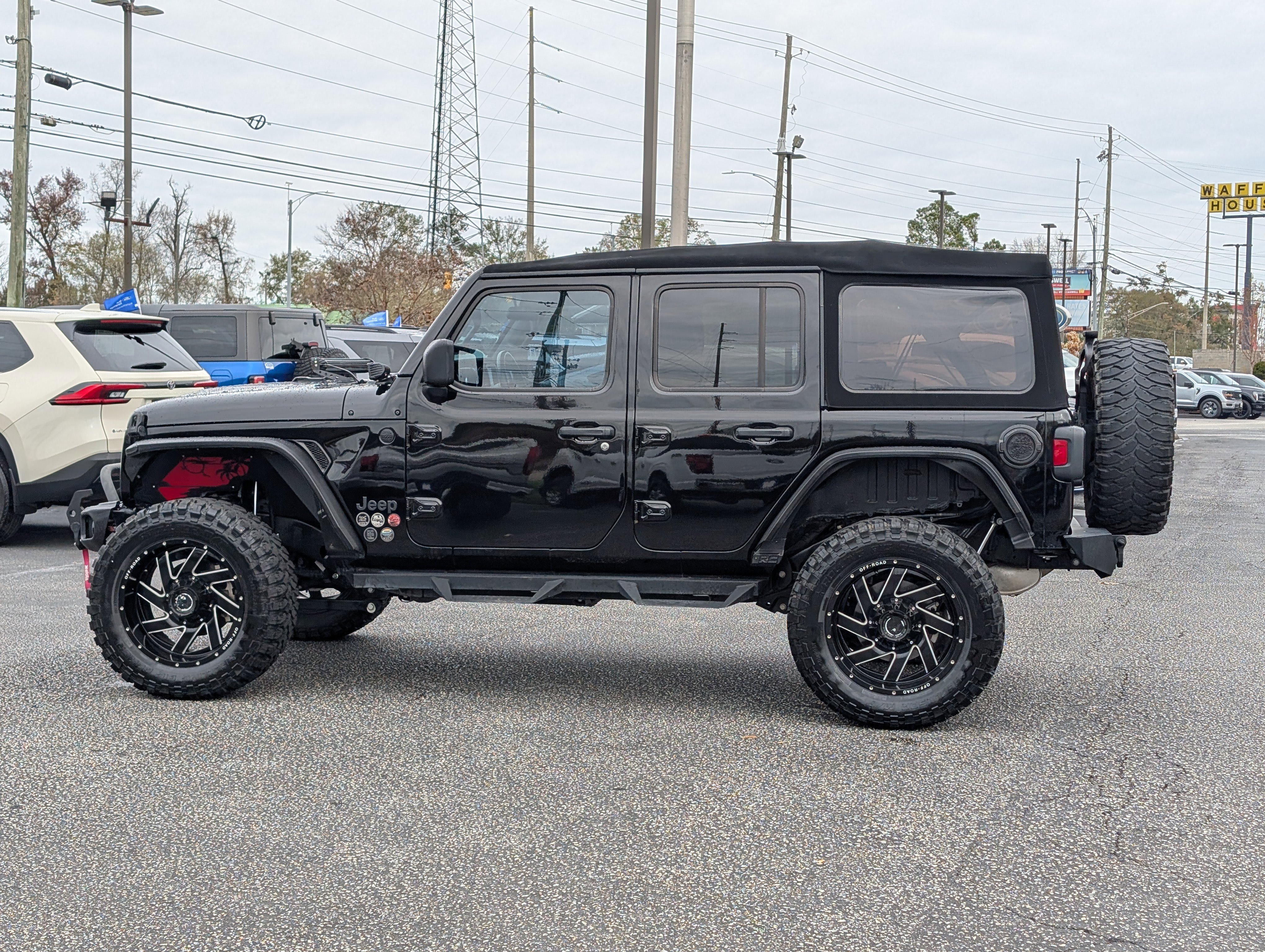 Used 2021 Jeep Wrangler Unlimited Sport image 14