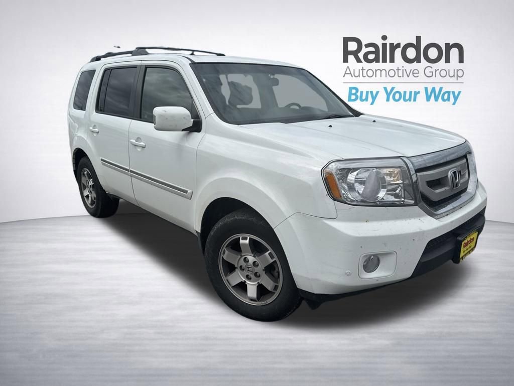 Used 2010 Honda Pilot Touring image 1