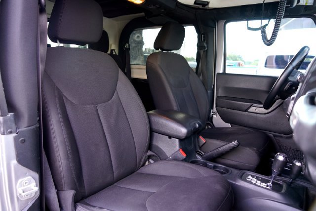 Used 2017 Jeep Wrangler Sport AWD/4WD image 24
