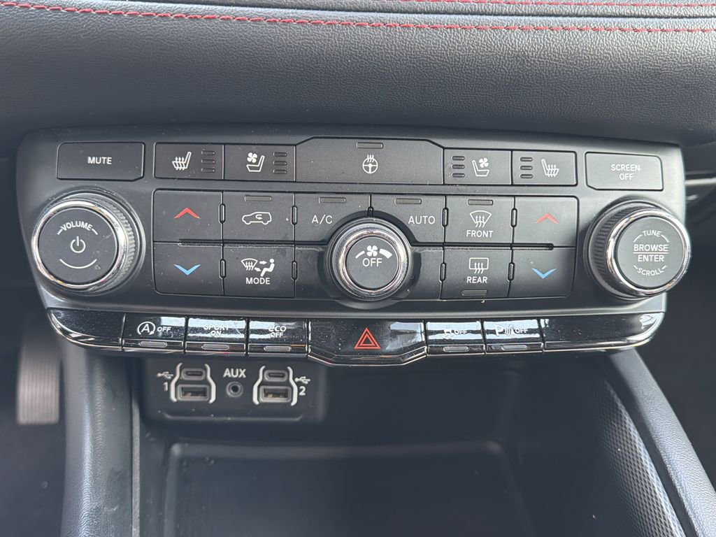 Used 2024 Dodge Durango GT image 35