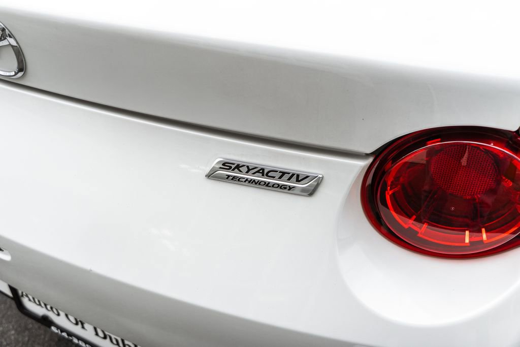 Used 2019 MAZDA MX-5 Miata RF Grand Touring image 38