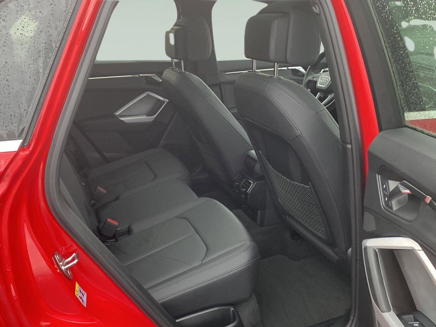 Used 2025 Audi Q3 2.0T Premium image 13