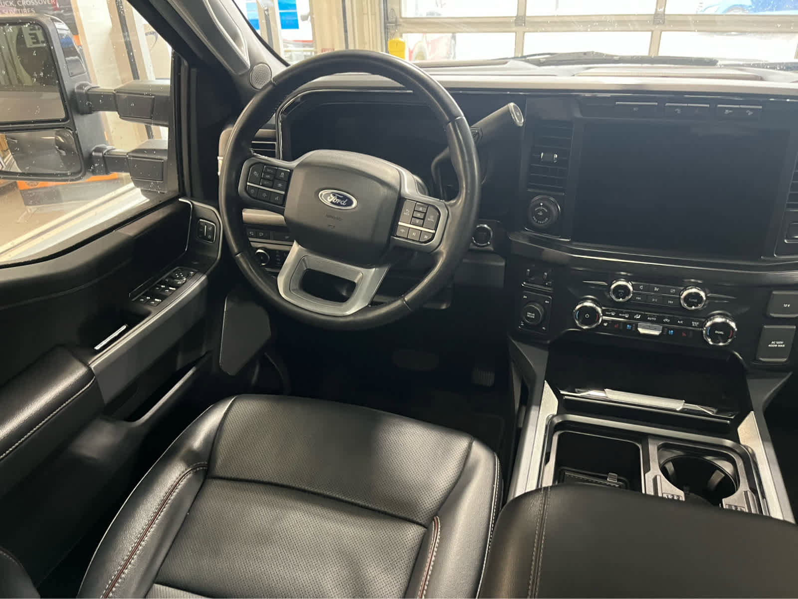 Used 2024 Ford F250 Lariat w/ Lariat Ultimate Package image 14