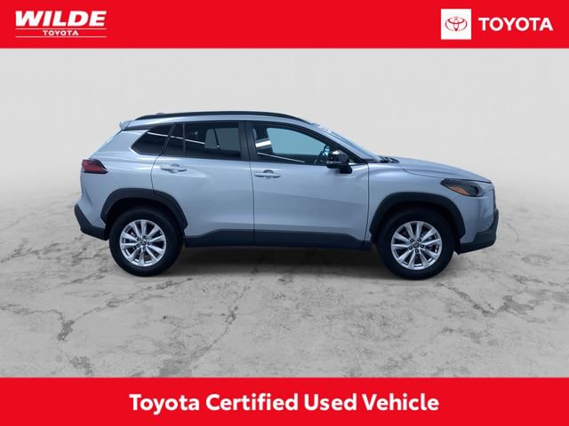 Certified 2026 Toyota Corolla Cross LE FWD image 2
