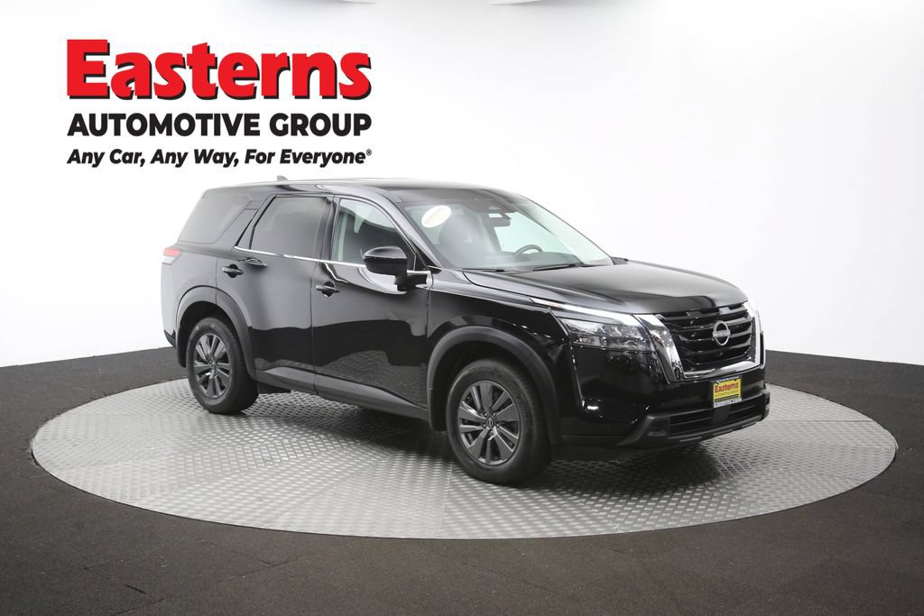 Used 2024 Nissan Pathfinder S AWD/4WD image 49