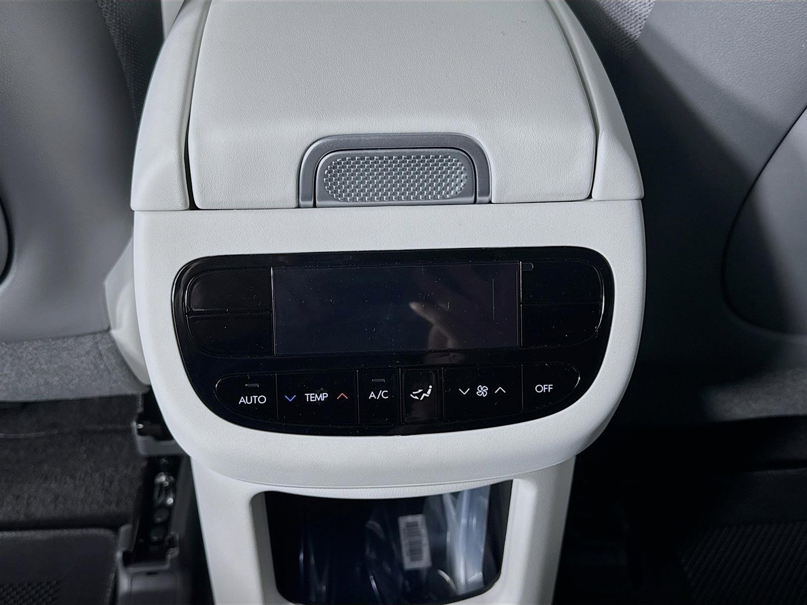 New 2026 Hyundai Ioniq 9 SE image 25