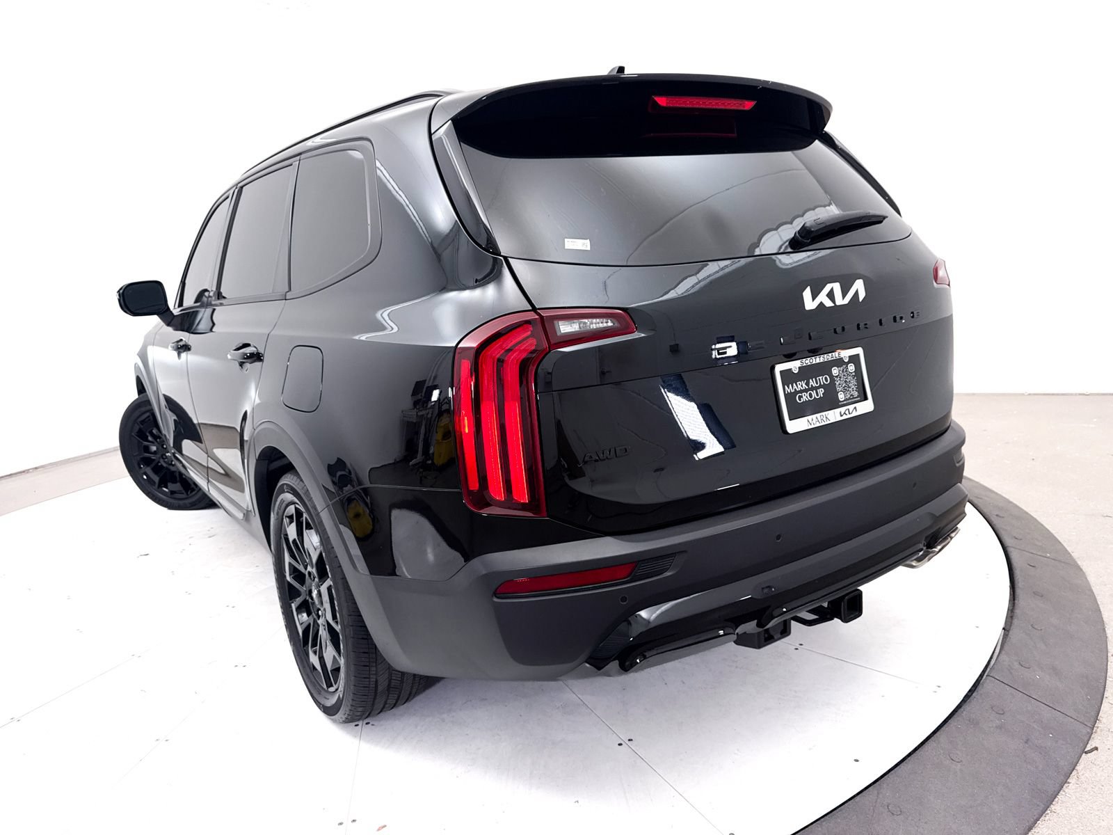 Certified 2022 Kia Telluride EX w/ EX Premium Package AWD/4WD image 8