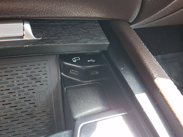 Used 2021 Mercedes-Benz GLE 350 4MATIC image 29