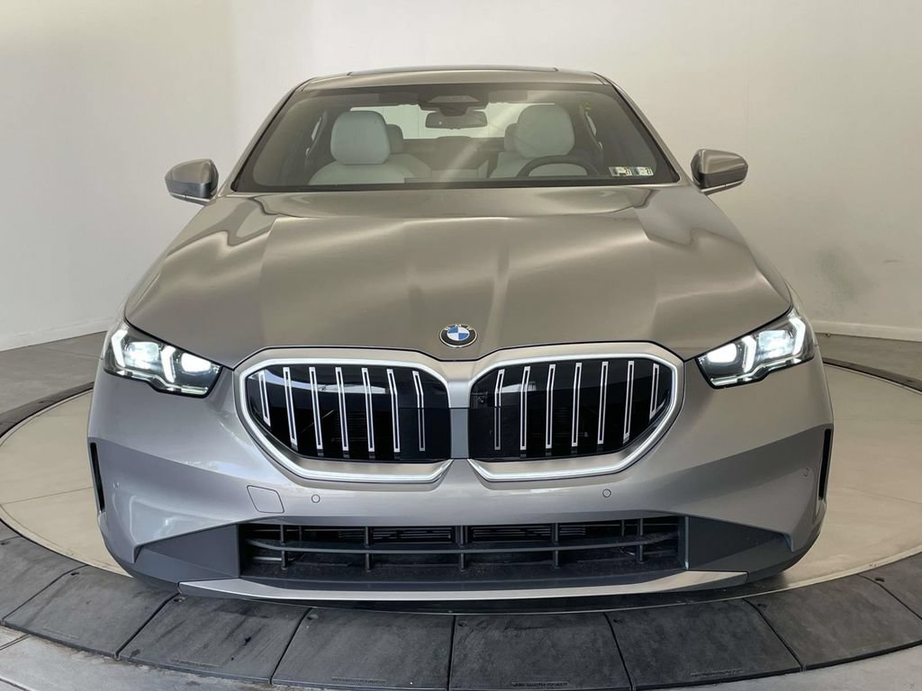 New 2027 BMW 530i xDrive AWD/4WD image 8