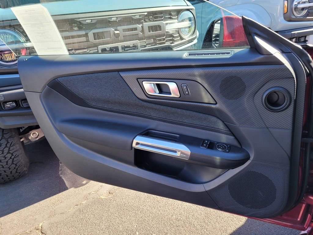 New 2025 Ford Mustang Coupe image 42