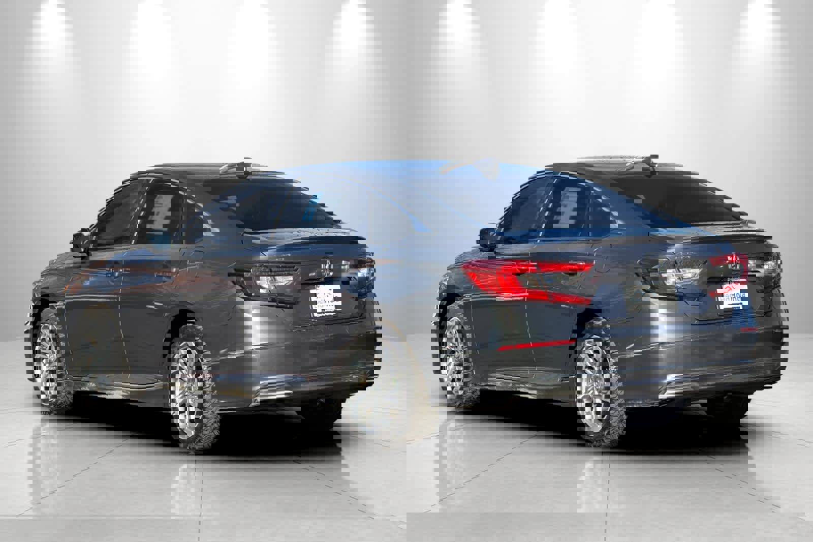 Used 2018 Honda Accord EX image 6