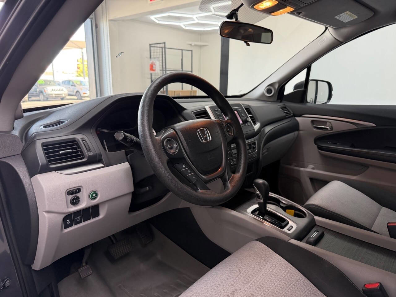 Used 2017 Honda Ridgeline RTS image 14