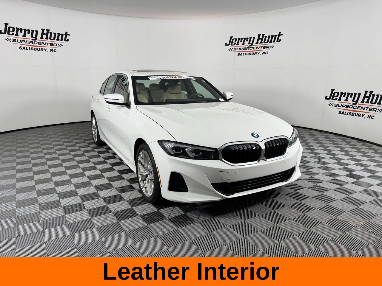 Used 2025 BMW 330i Sedan w/ Convenience Package RWD image 6