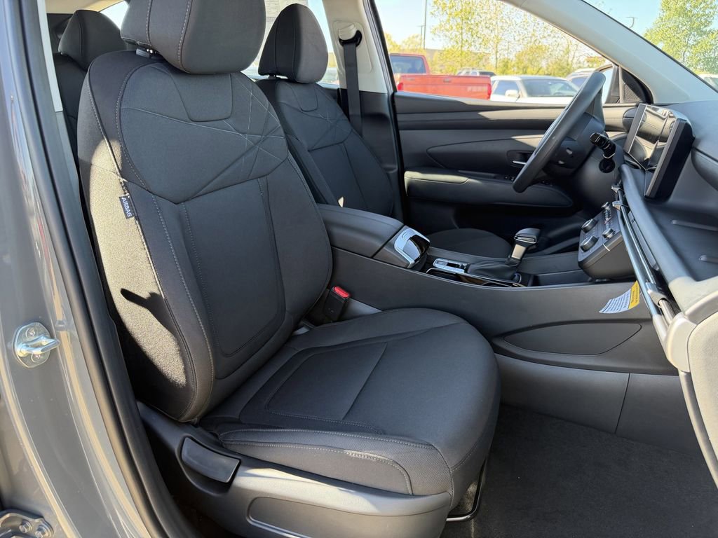 New 2026 Hyundai Tucson SE image 25