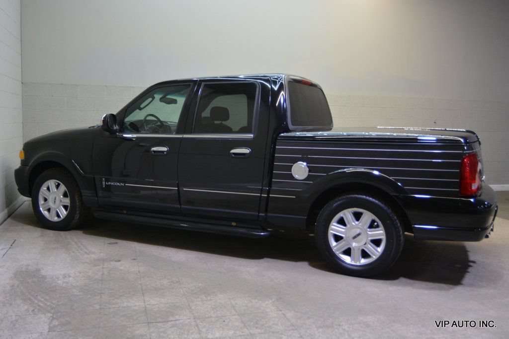 Used 2002 Lincoln Blackwood RWD image 31